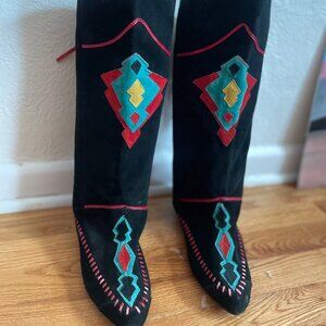 1980s Suede Moccasin Style Boots
